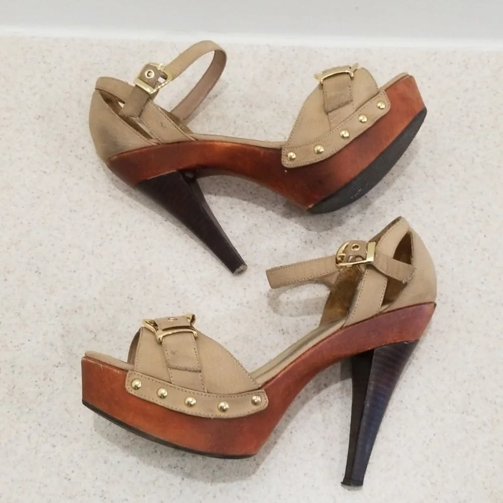 Bakers taupe Shiloh women's size 8.5 heels
